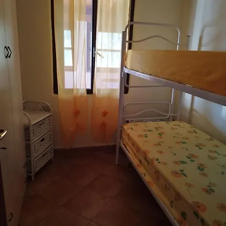 Il Glicine Дом отдыха Портишедду